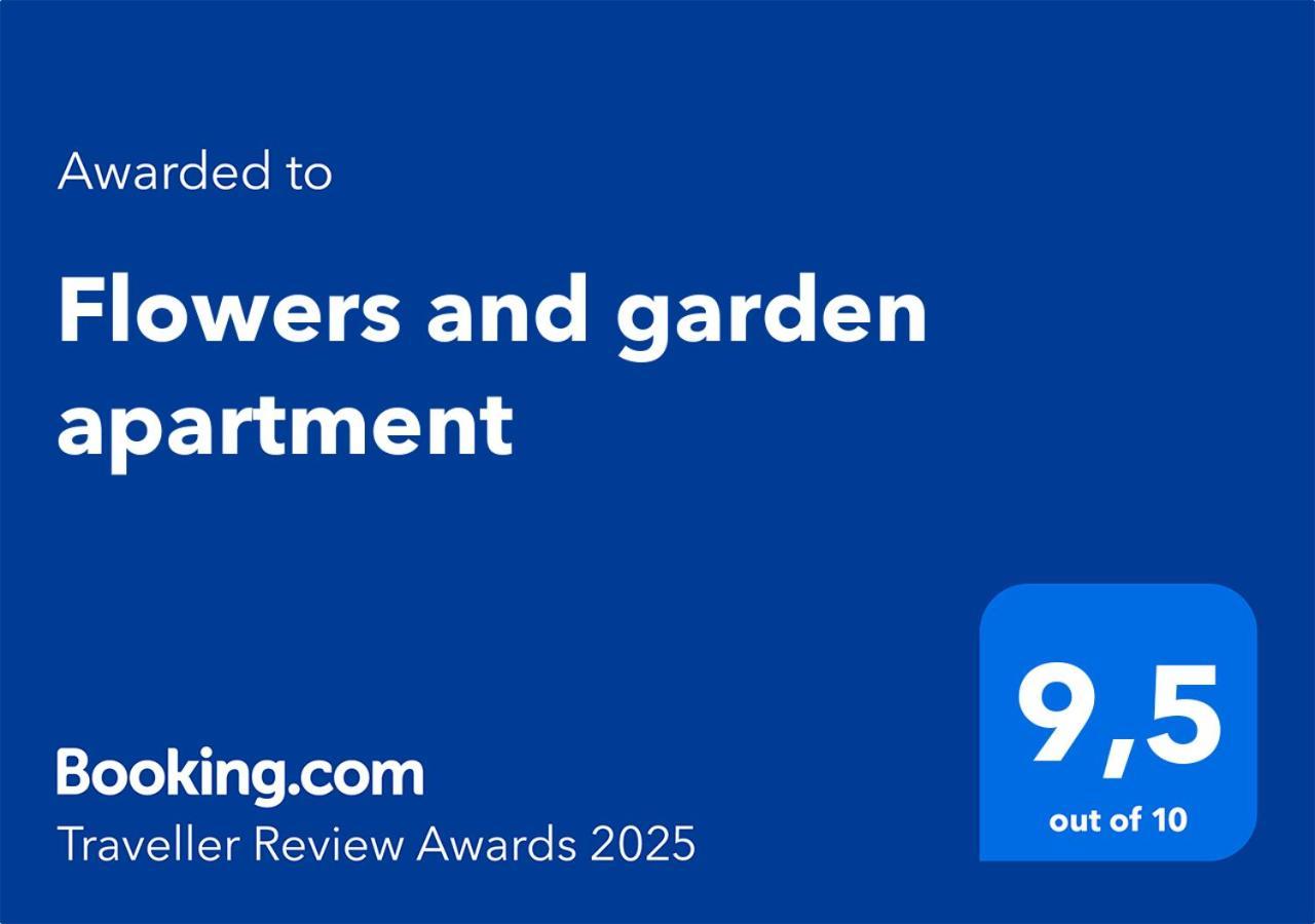 Flowers & Garden Apartment Con Vista Lago マネルバ・デル・ガルダ エクステリア 写真